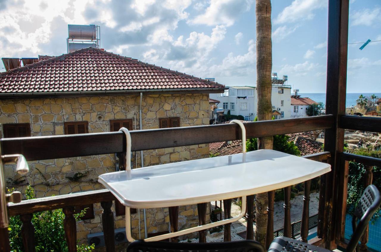 Adalis Boutique Hotel Side Exterior foto